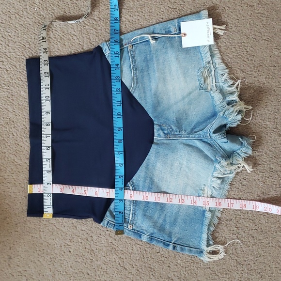 Pinkblush Distressed Denim Full Belly Maternity Shorts Size S - Picture 6 of 9